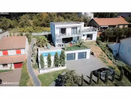 villa contemporaine 280 m2 secteur montjuzet piscine chauffée vue panoramique multiples po