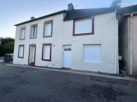 maison en 2 parties avec 5 chambres et grand jardin