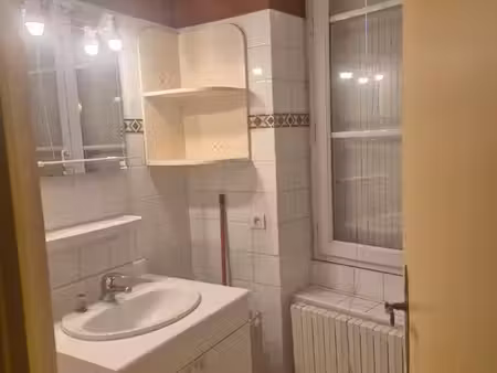 a louer appartement t3 avec terrasse et jardin – centre de monistrol-sur-loire
