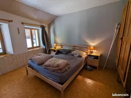 a louer apt 120m² proche quingey 650
