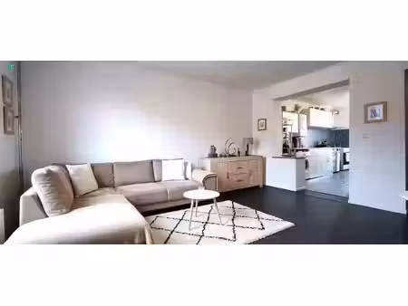 duplex 2ch avec terrasse à louer proche du centre