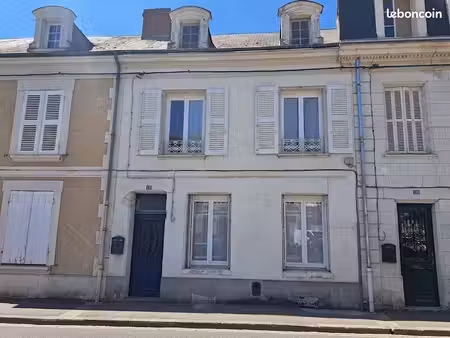 immeuble 4 pièces 90 m²
