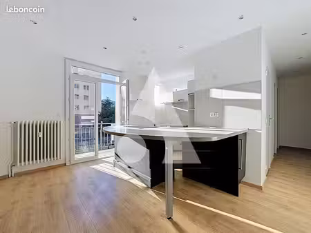 appartement 4 pièces 85 m²