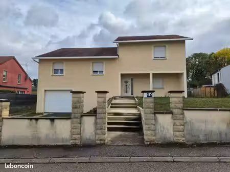 maison familiale 200 m² – 6 chambres – terrain 960 m² – 260 000 à débattre