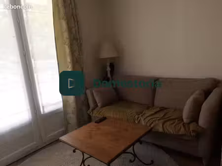 studio 1 pièce 33 m²