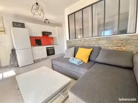 appartement t2 rénové & meublé de 31 m² – cœur de ville le muy