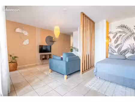 grand studio meublé