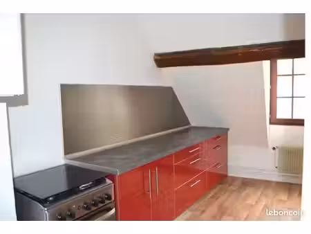 bel appartement en centre-ville de bernay