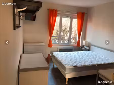 studio meublé calme