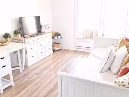 studio meublé jusqu'à juin