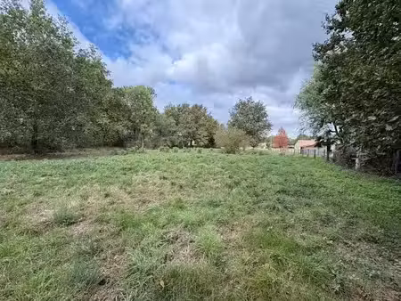 vente terrain 1077 m² à vensac (33590)  64 000 €