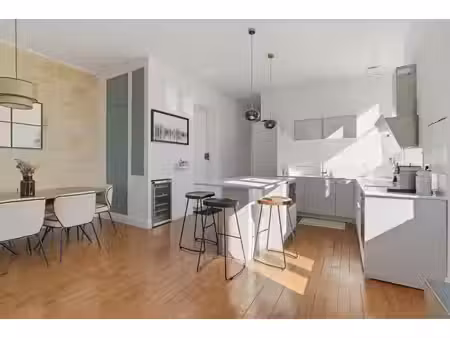 bordeaux pey-berland – appartement de caractère aux volumes généreux