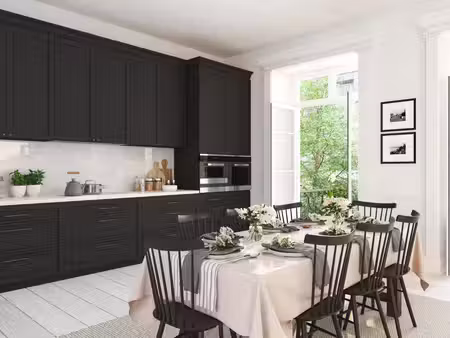 **retour à la vente: 4 pièces avec jardin + parkings + cave idéalement situé**