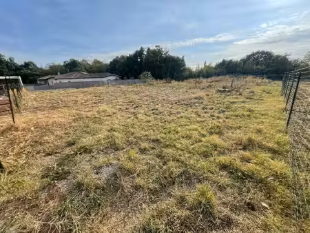 terrain plat et viabilisé de 465m2