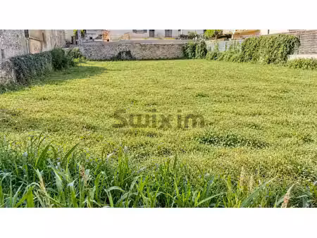 vente terrain 828 m² à uzès (30700)  127 000 €