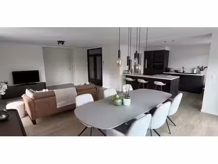 appartement à louer à genk pour € 1.050 avec 3 chambres à coucher