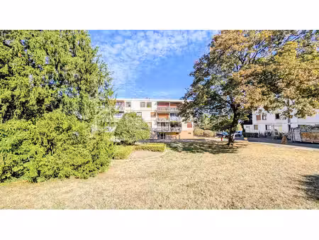 appartement de 65 31 m² à evry