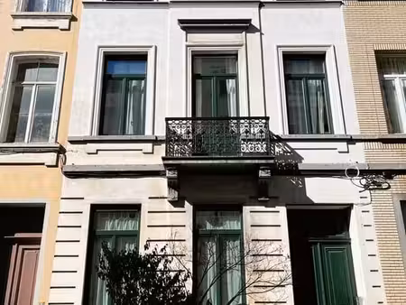 ixelles (fernand cocq) – superbe rez - 1 ch avec gd jardin