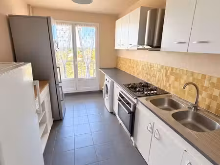 appartement 3 pièces 64 m²