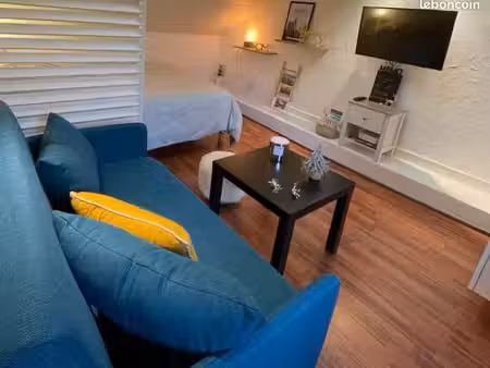 location studio meublé vieille ville