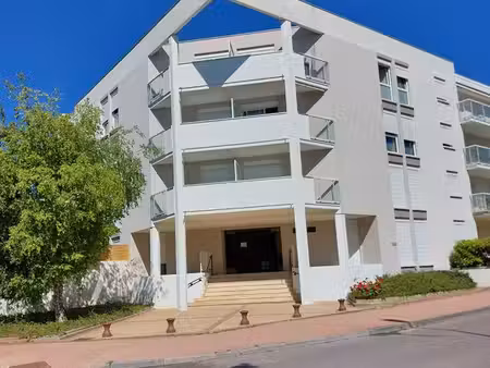 f3 quartier lycee charles de gaulle dijon