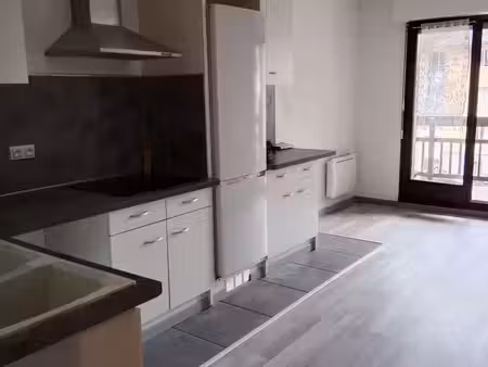 location appt f3 sallanches