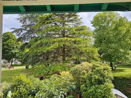 location maison vue parc avec jardin et garage