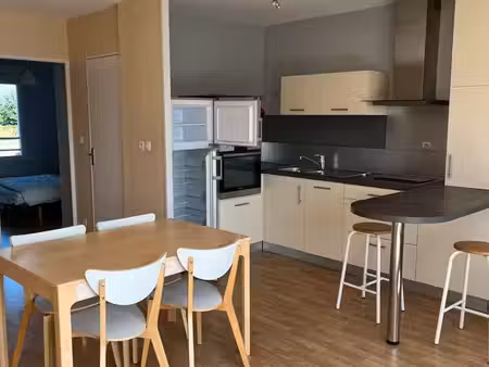 loue t3 meublé 68 m²