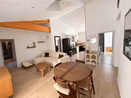 frontignan centre – t3 rénové avec terrasse – dpe a