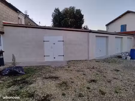 box - garage