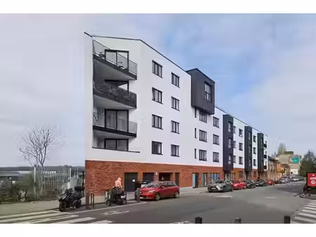 magnifique penthouse + terrasses (2023)  libre d'occupation