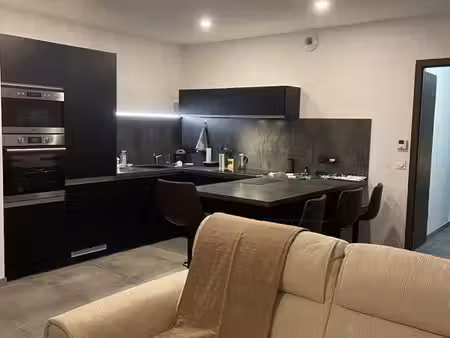 location t2 52 m2