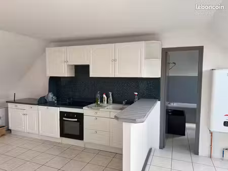 superbe t2 à louer i
