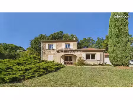 maison 6 pièces 142 m²