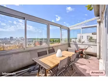 duplex 6 pièces 105 m²