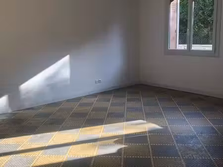 appartement f2 rez de chaussée mussidan