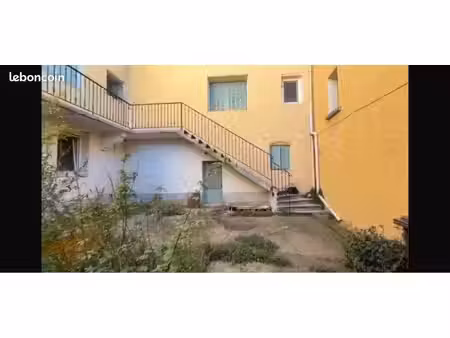 appartement 4 pièces 75m2 avec cour
