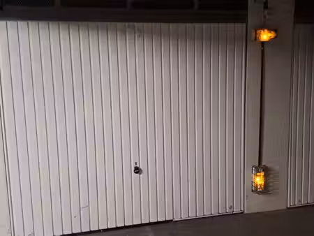 loue garage fermé