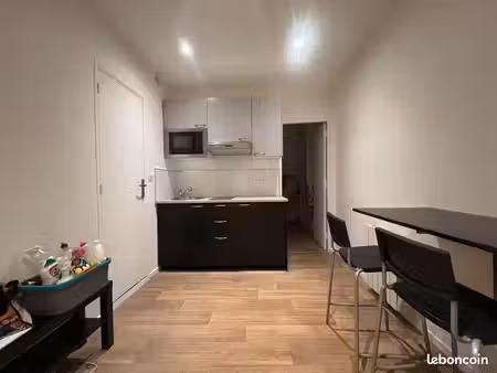 appartement 2 pièces meublé de 22 m² – saint-denis – 600 cc