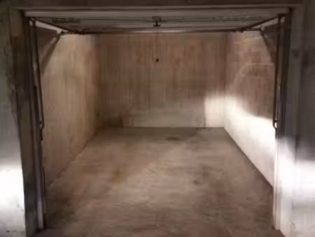 location garage 16 m²