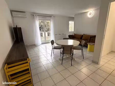 appartement 2 pièces 48 54 m²
