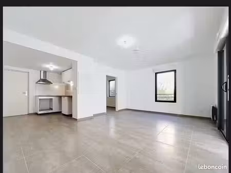 t1/2 37m2 terrasse 15m2