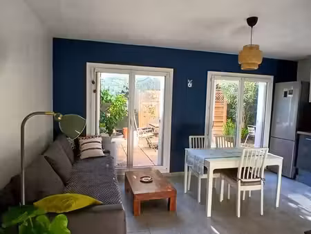 appartement. 3 pièces. 50m2. rez-de-jardin