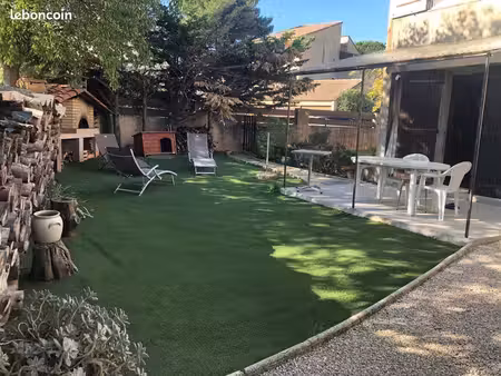 maison 5 pièces  138 m2 environ  les pinchinades