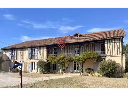 magnifique maison rénovée au charme authentique à miélan