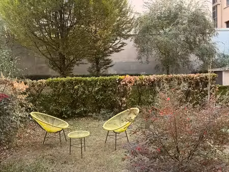 t2 croix rousse - jardin 70m²