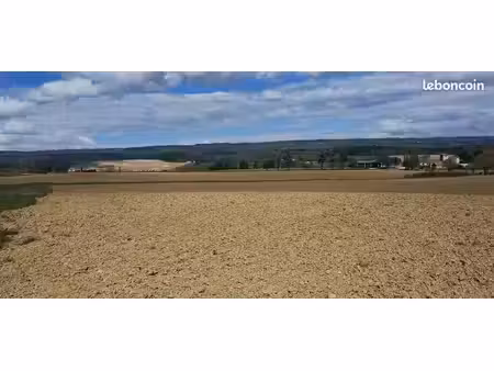 grand terrain à bâtir près de castelnaudary