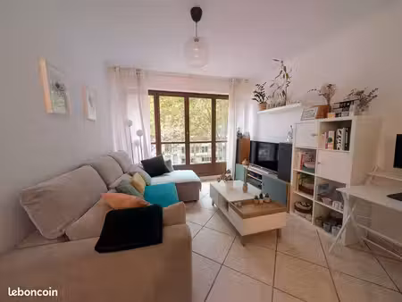 appartement t3 63 m² confluence