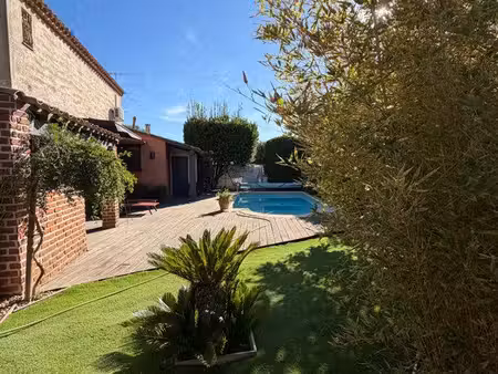 villa 4 chambres-piscine-quartier gazagnepas / horteneuve