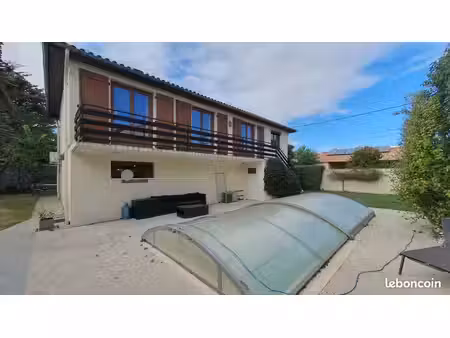 maison 8 pièces 183 m²